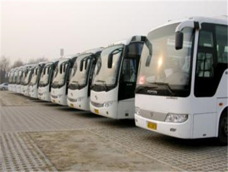 鄭州大巴車租賃:國慶旅游租車就找河南中原旅游大巴租賃公司